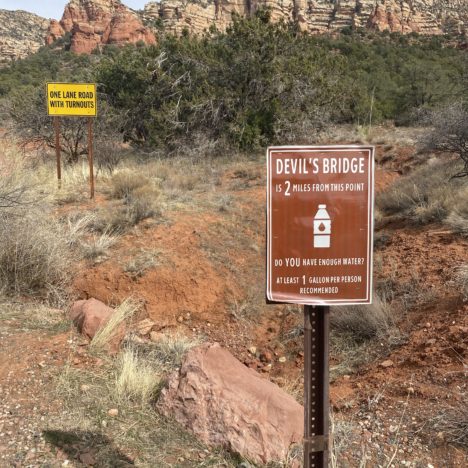Looking for a trail in Arizona this summer? Visit Camelback Mountain in Phoenix!